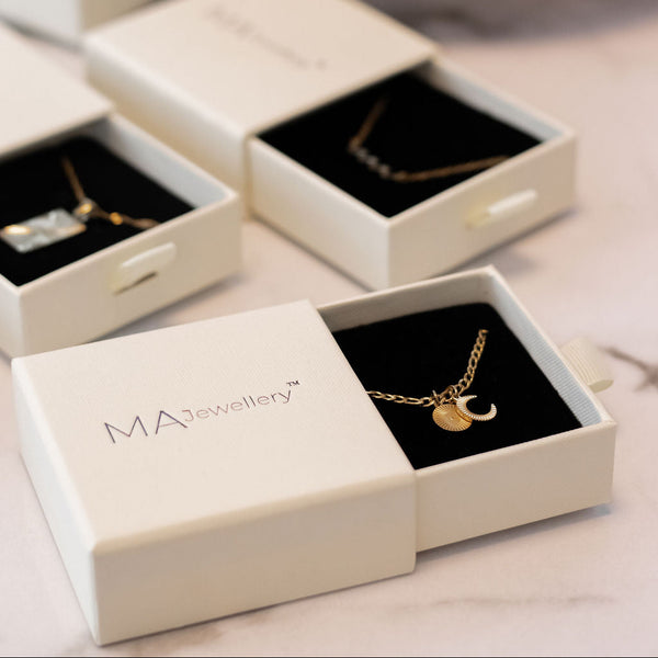 Sol & Måne Halskæde - 18K Guldbelagt