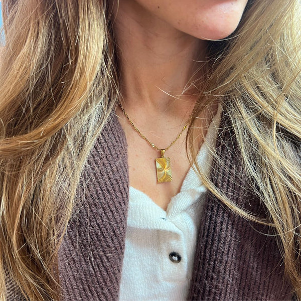 Sun Halskæde - 18K Guldbelagt