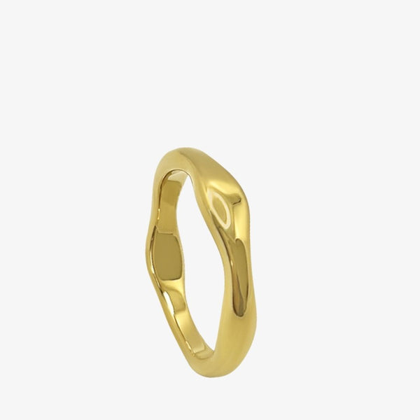 Chunky Wave Ring i 18K guldbelagt rustfrit stål.