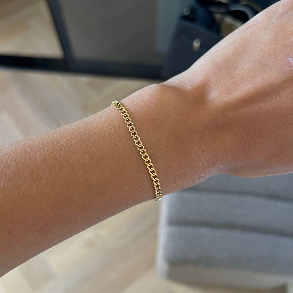 Panser Facet Armbånd i 18K guldbelagt rustfrit stål.