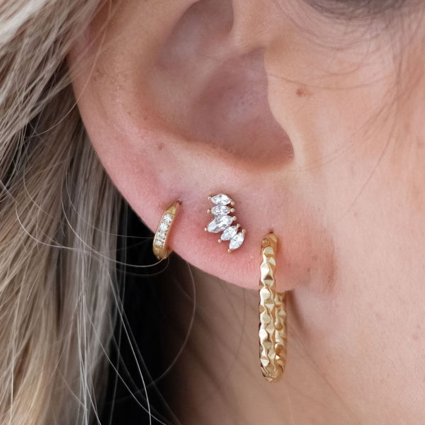 Krystal Stud Øreringe i 18K guldbelagt rustfrit stål.