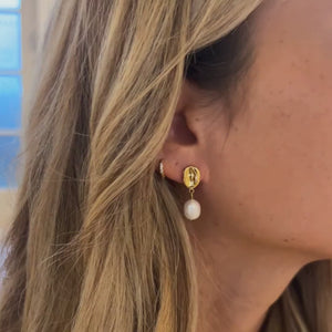 Hamret Perle Øreringe - 18K Guldbelagt